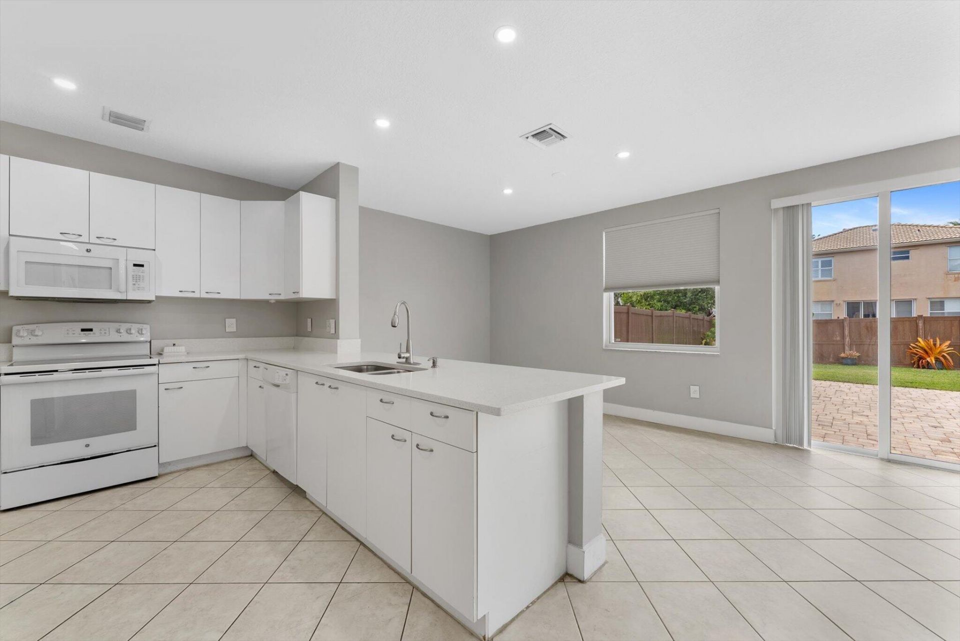 9825 Scribner Lane, Wellington, FL 33414 Photo
