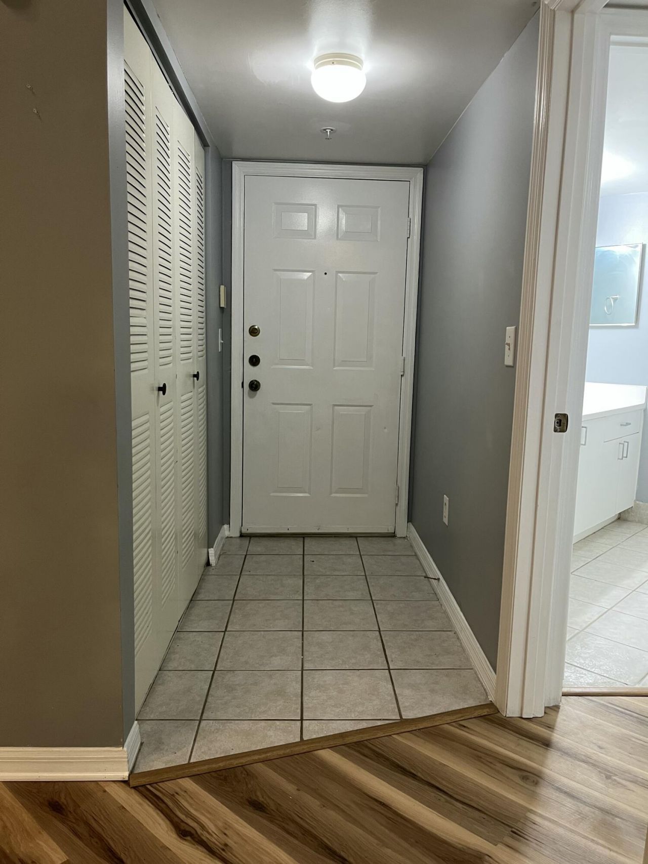 1000 Crestwood Court S, Unit 1009, Royal Palm Beach, FL 33411 Photo
