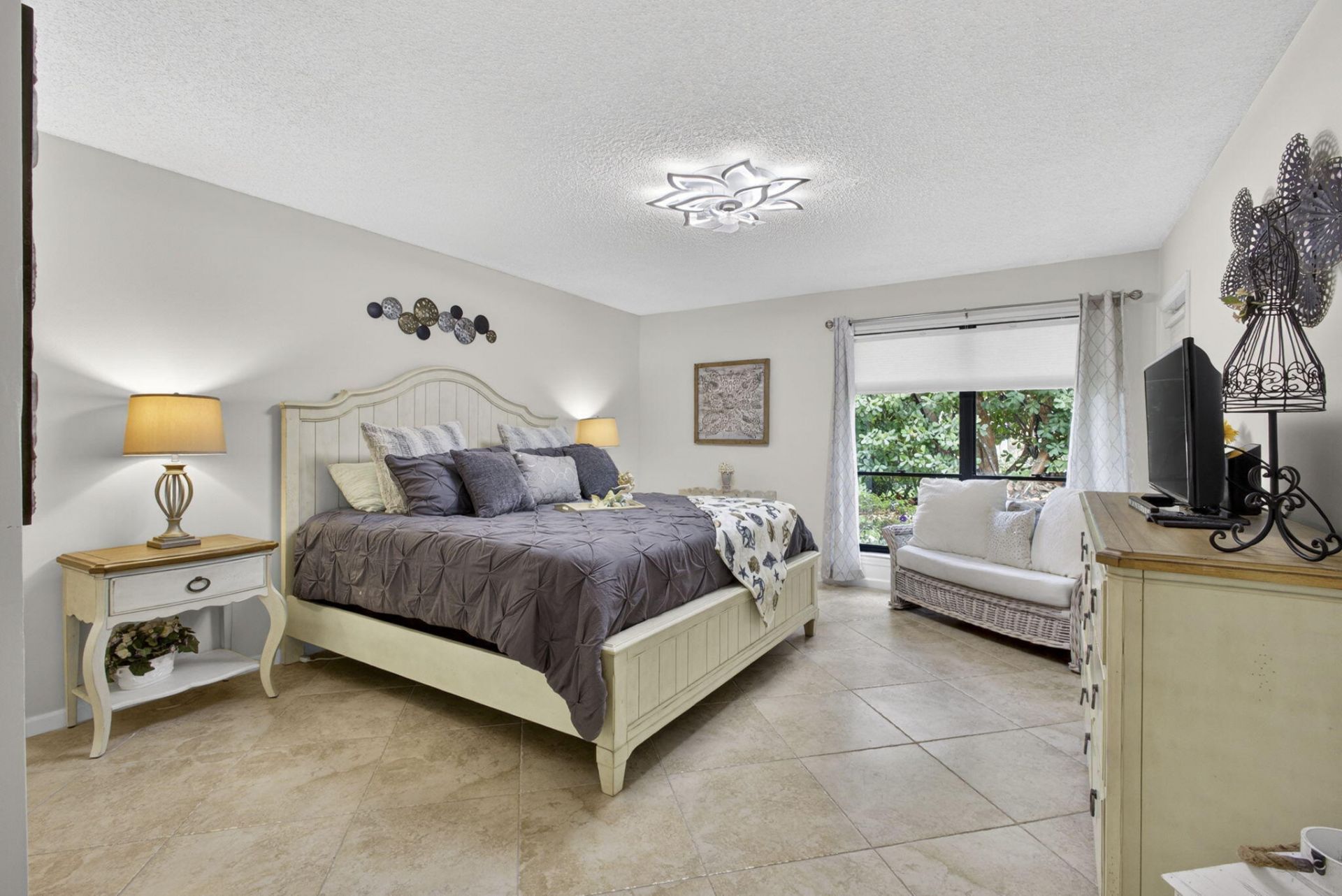 23 Lexington Lane W, Unit B, Palm Beach Gardens, FL 33418 Photo