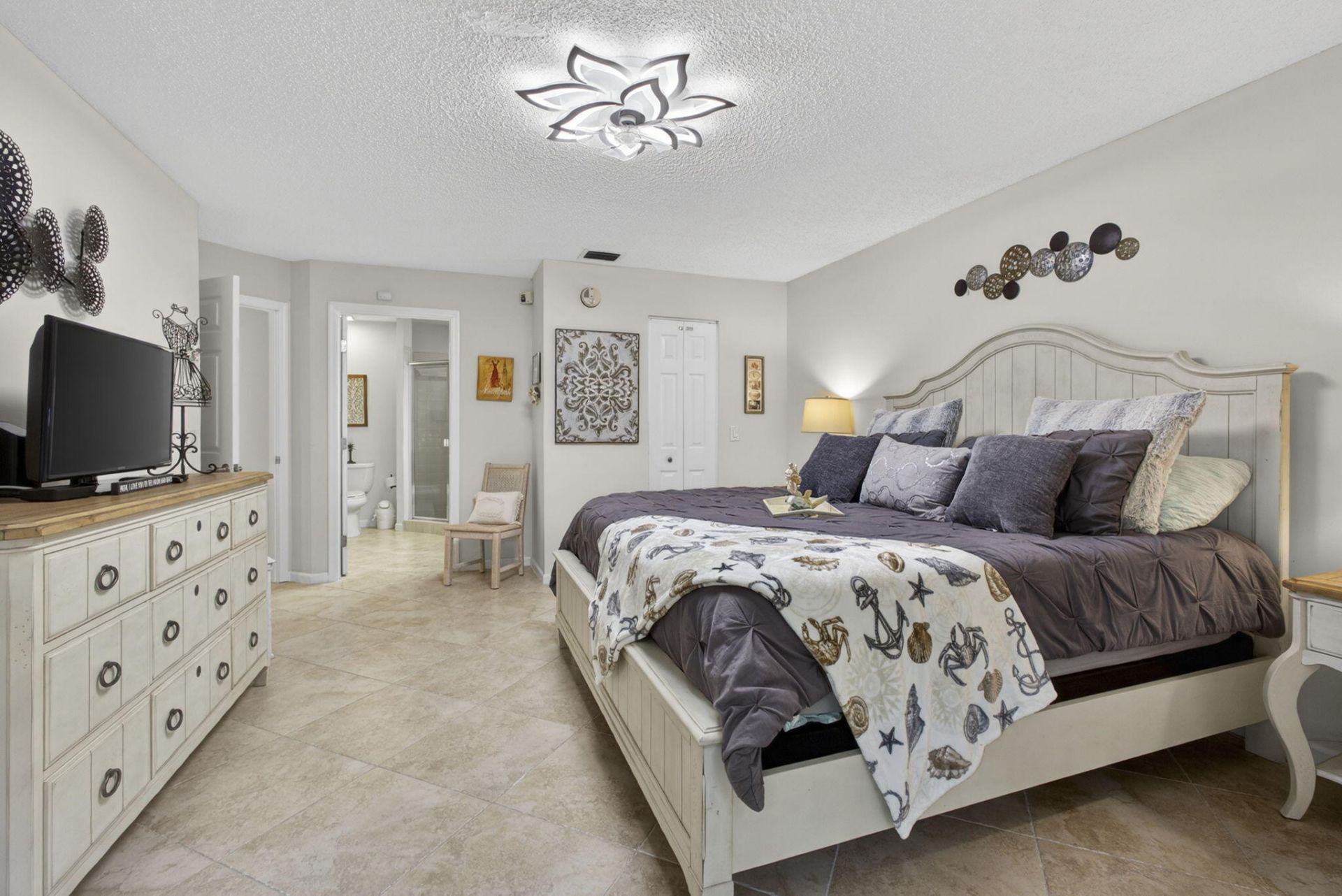 23 Lexington Lane W, Unit B, Palm Beach Gardens, FL 33418 Photo