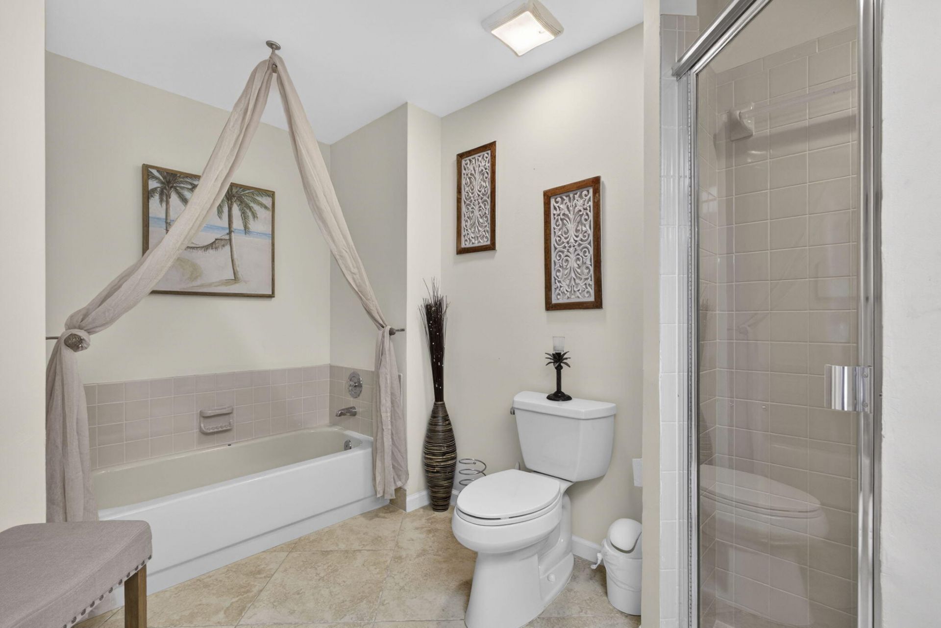 23 Lexington Lane W, Unit B, Palm Beach Gardens, FL 33418 Photo