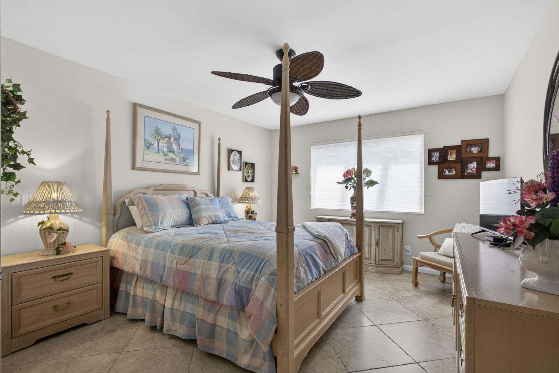 23 Lexington Lane W, Unit B, Palm Beach Gardens, FL 33418 Photo