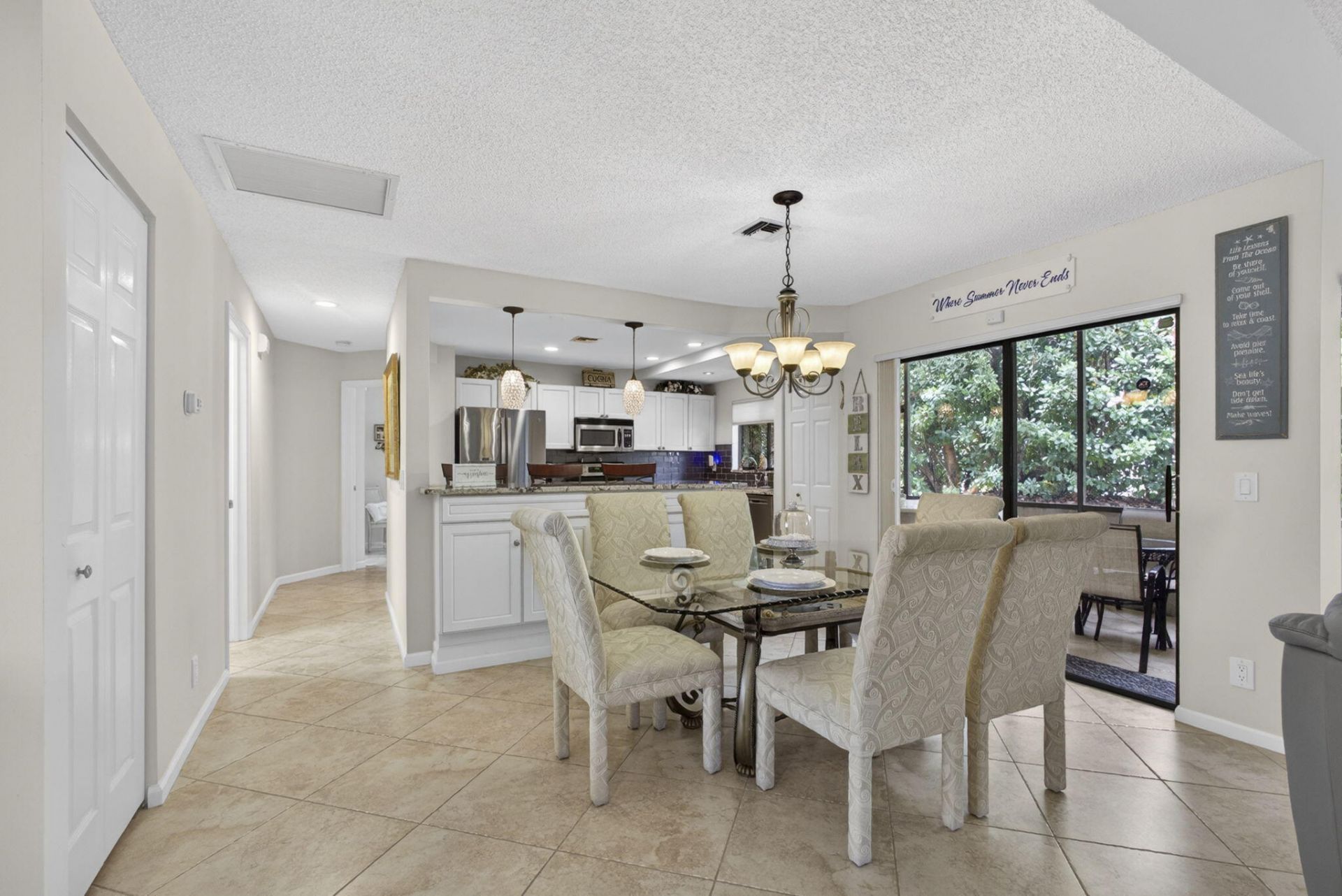 23 Lexington Lane W, Unit B, Palm Beach Gardens, FL 33418 Photo