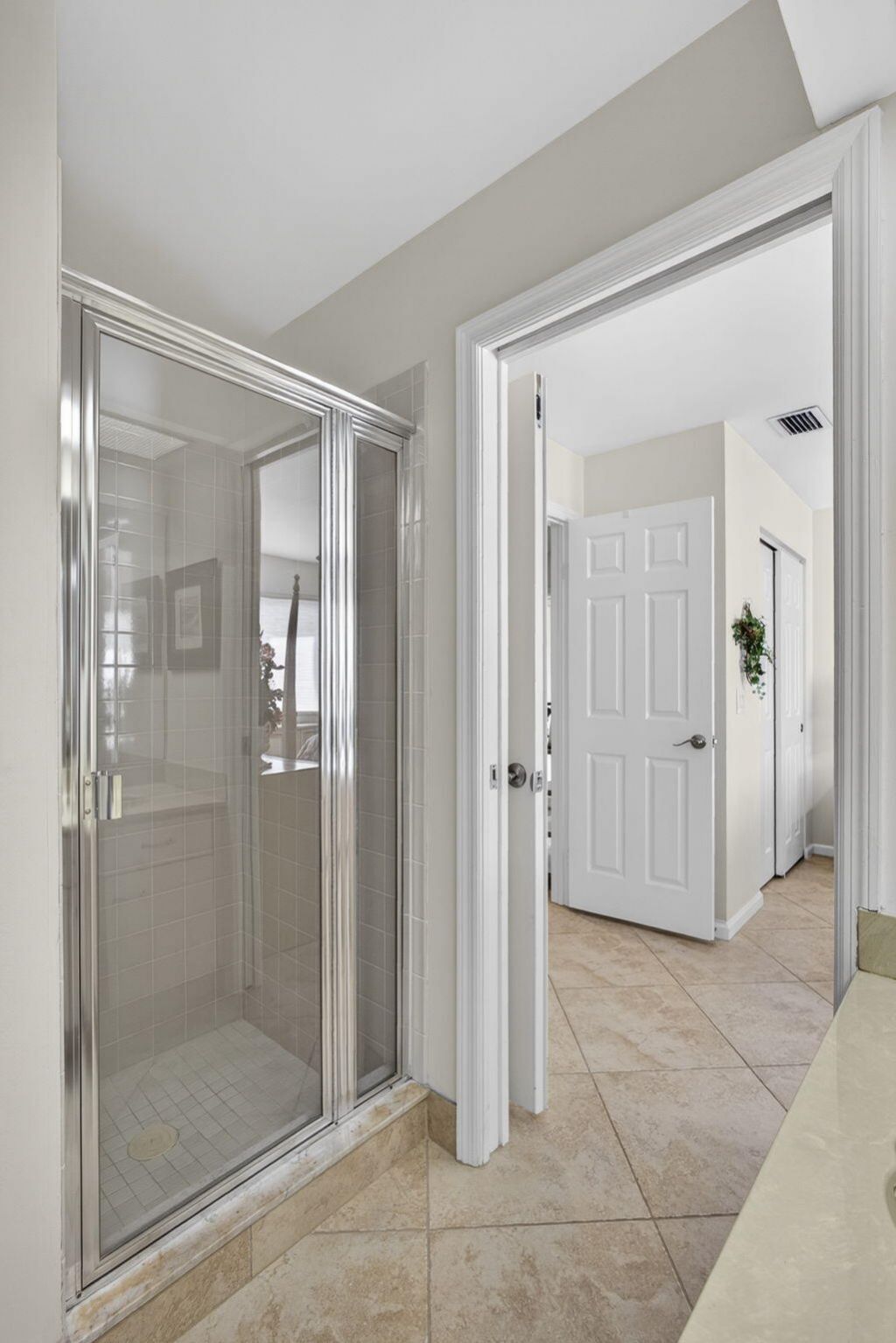 23 Lexington Lane W, Unit B, Palm Beach Gardens, FL 33418 Photo