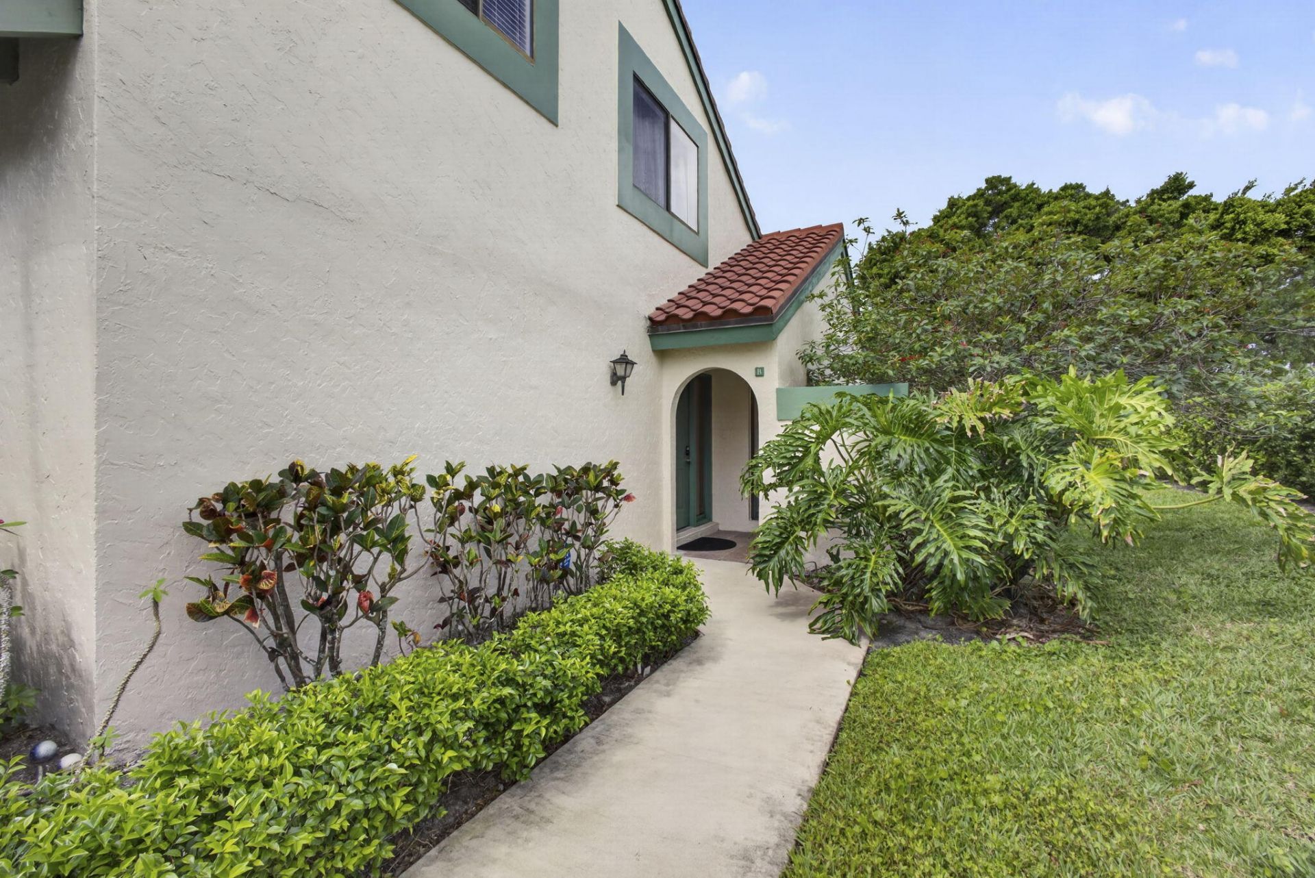 23 Lexington Lane W, Unit B, Palm Beach Gardens, FL 33418 Photo