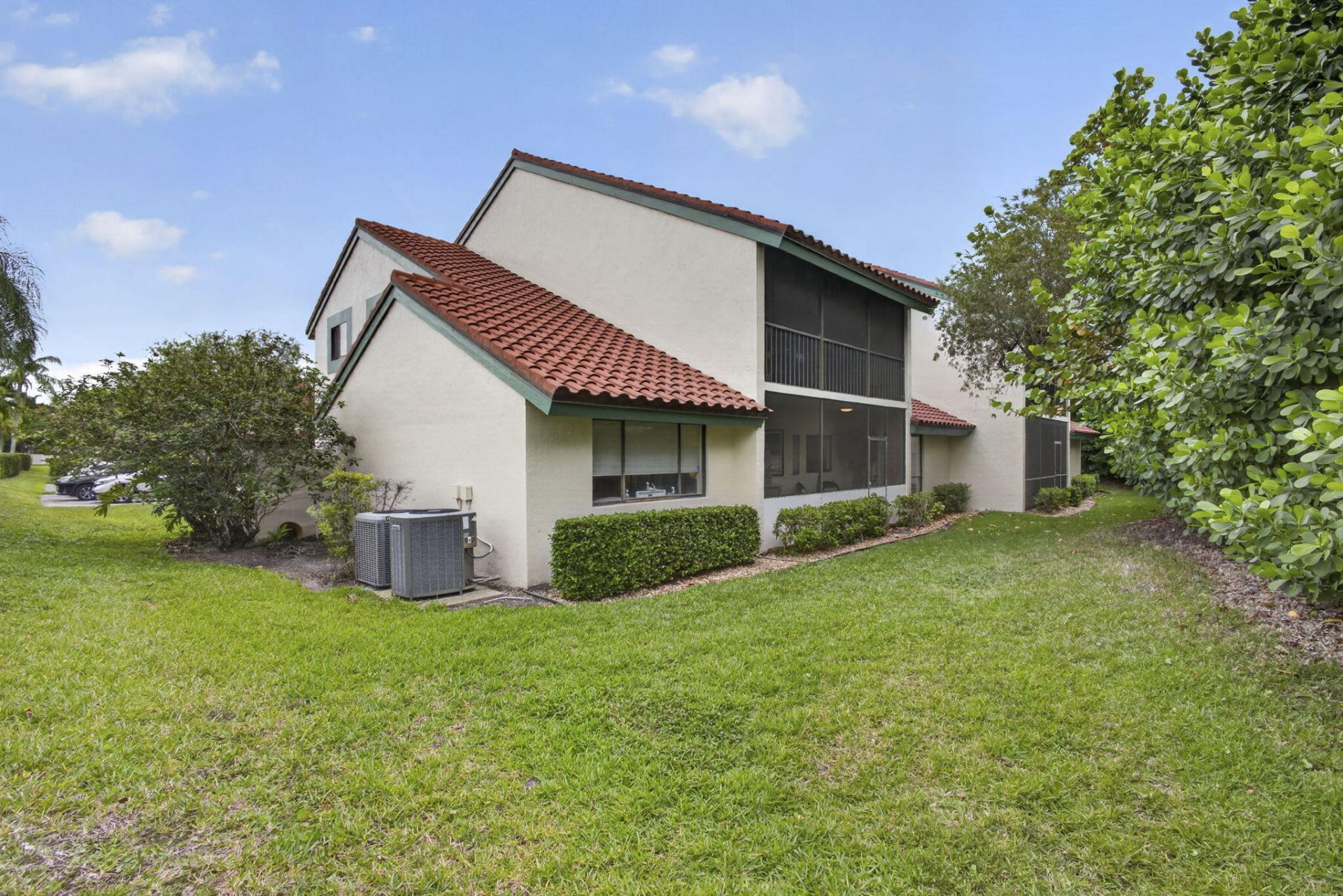 23 Lexington Lane W, Unit B, Palm Beach Gardens, FL 33418 Photo