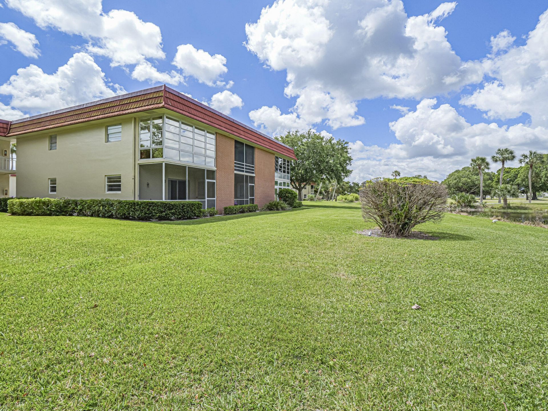 4 Vista Palm Lane, Unit 105, Vero Beach, FL 32962 Photo