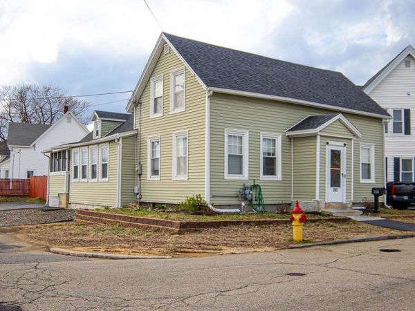 352 Taylor Street, Manchester, NH 03103