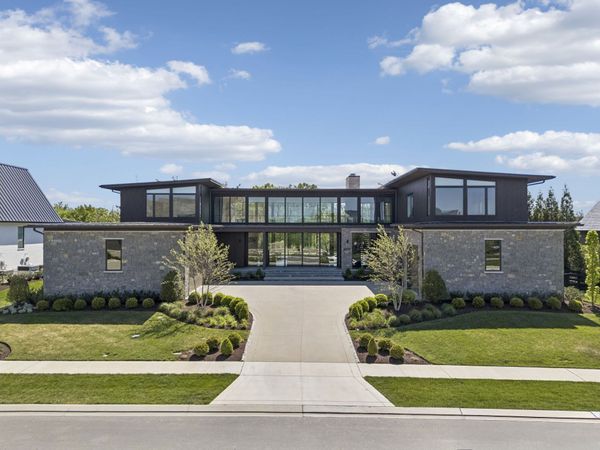 8005 Backwoods Dr , College Grove, TN 37046