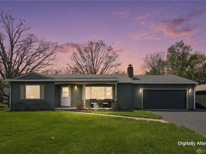 2318 Pawnee Drive, London, OH 43140 Photo 1