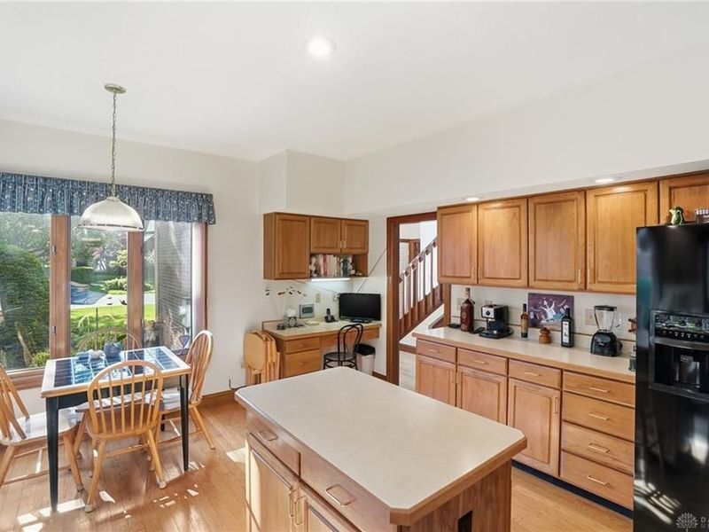 861 Timberlake Court, Kettering, OH 45429 Photo 4