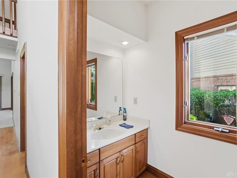 861 Timberlake Court, Kettering, OH 45429 Photo 5