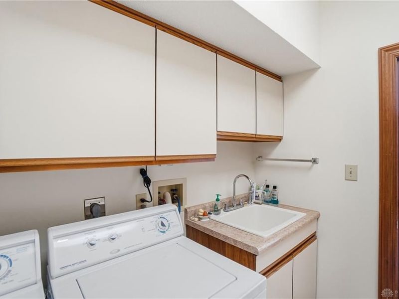 861 Timberlake Court, Kettering, OH 45429 Photo 6