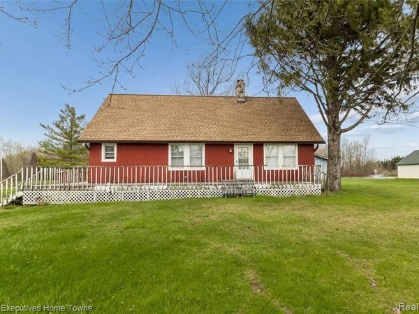 75095 Mackey Road , Richmond Twp, MI 48062