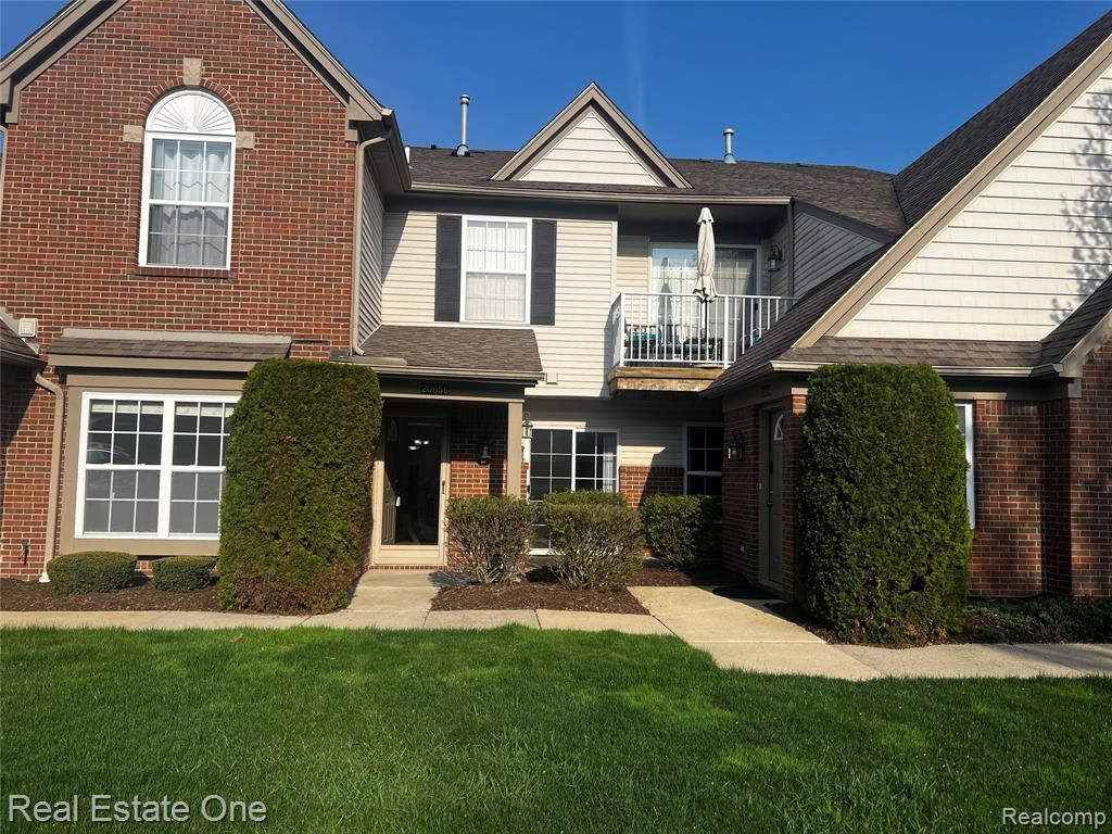 20656 Dunham Road , Clinton Township, MI 48038 Main Photo