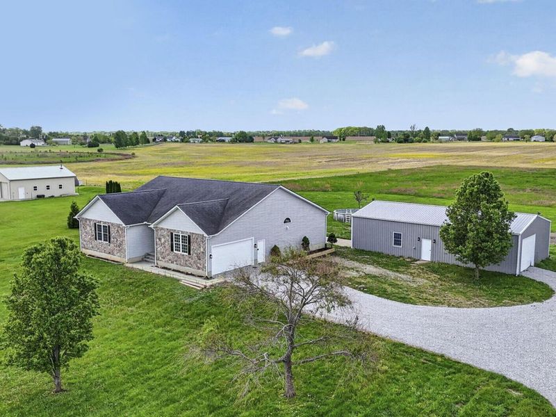 18235 State Route 104, Circleville, OH 43113 Photo 3