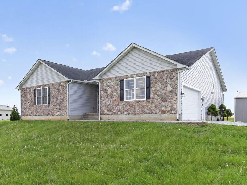 18235 State Route 104, Circleville, OH 43113 Photo 8