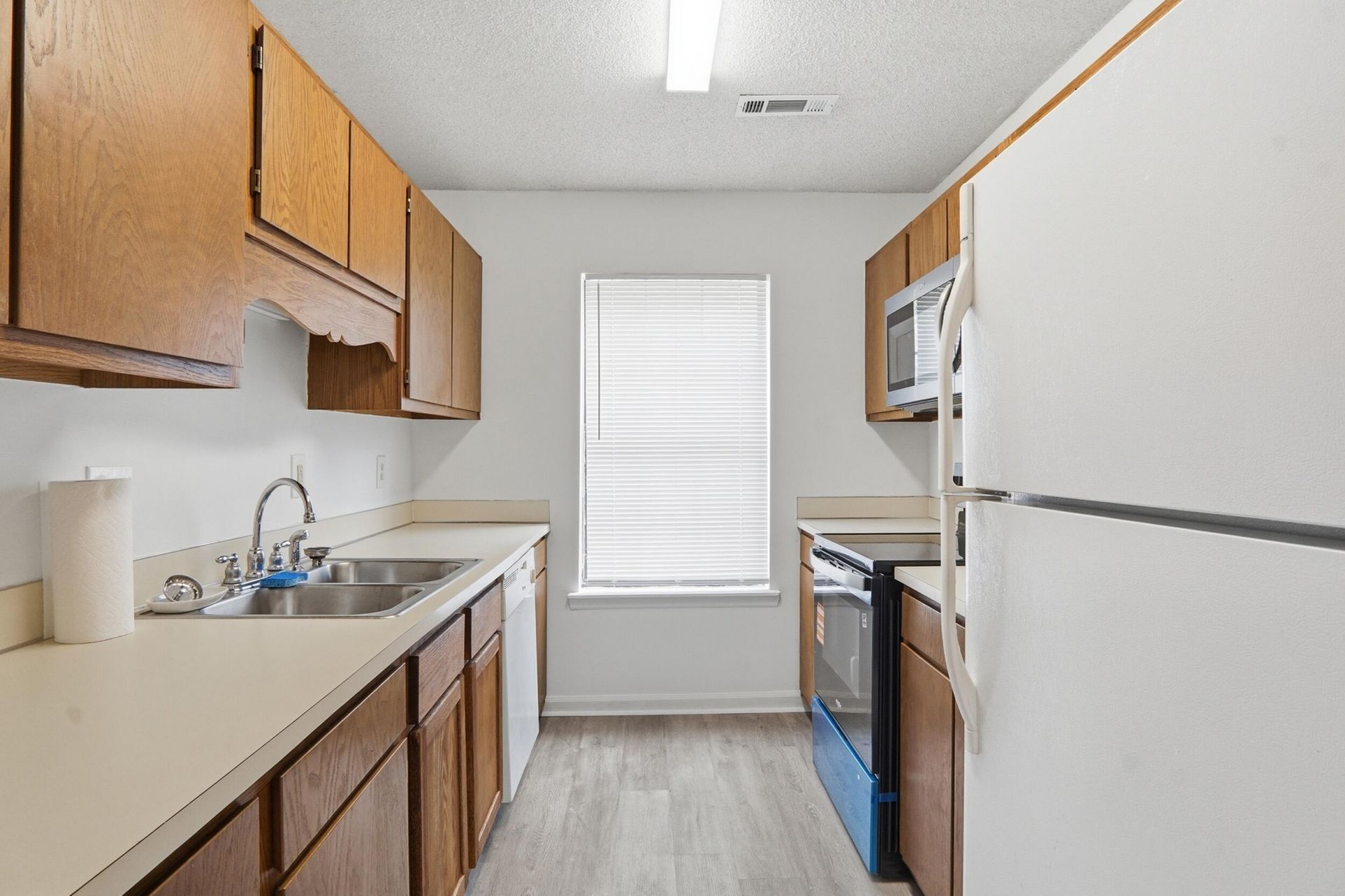 2937 Oxford Place Photo 10