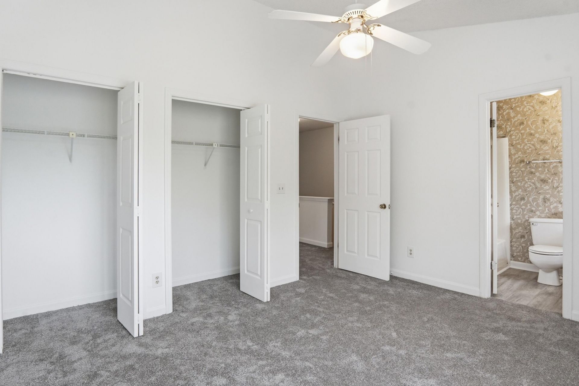 2937 Oxford Place Photo 29