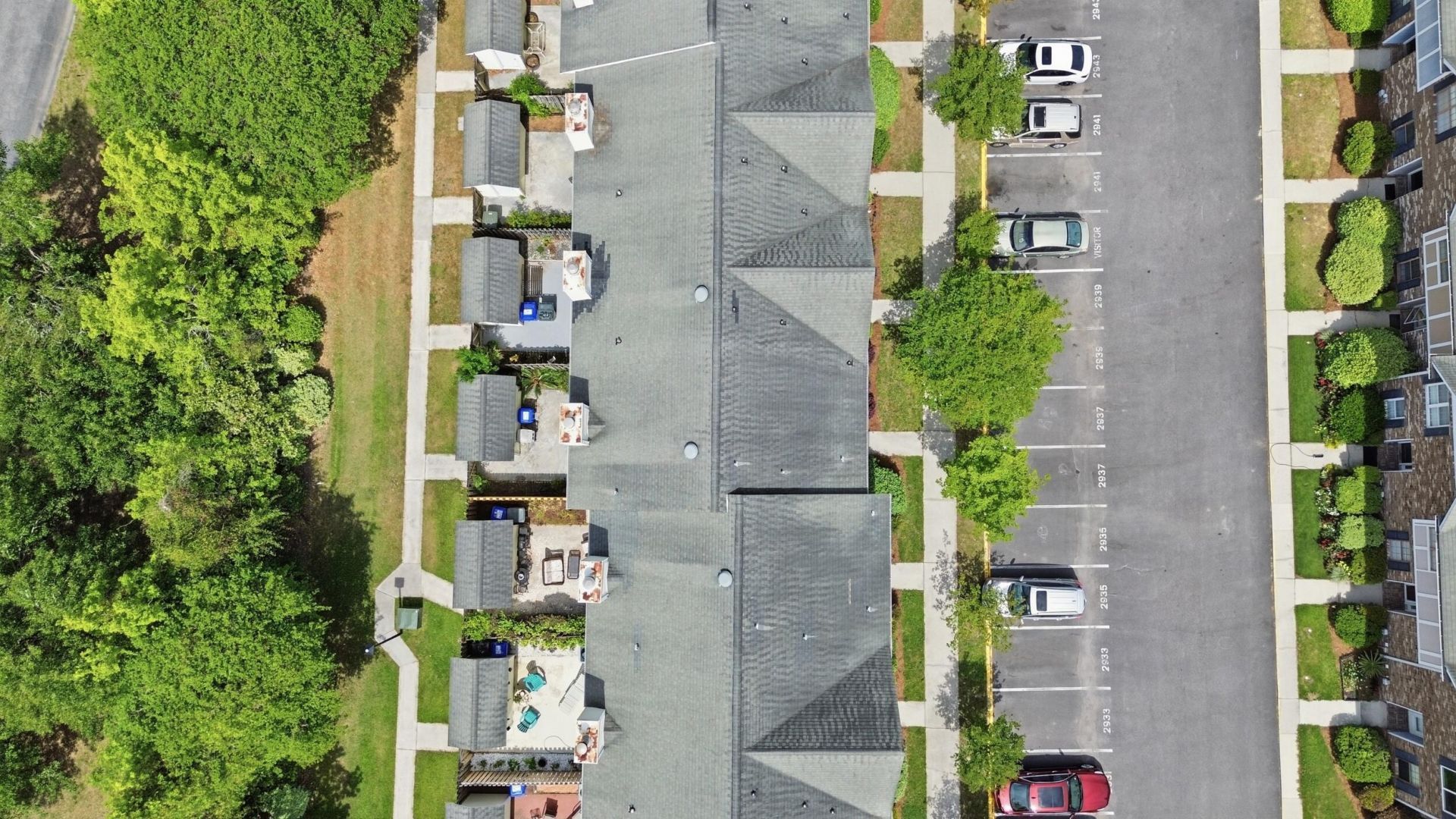 2937 Oxford Place Photo 36