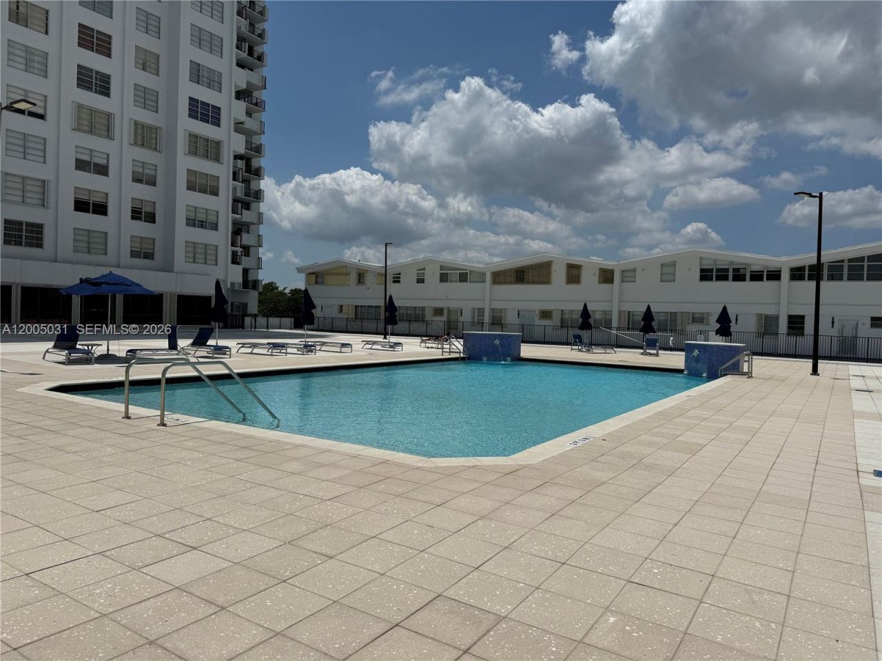 2780 NE 183rd St, Unit 2108, Aventura, FL 33160 Photo