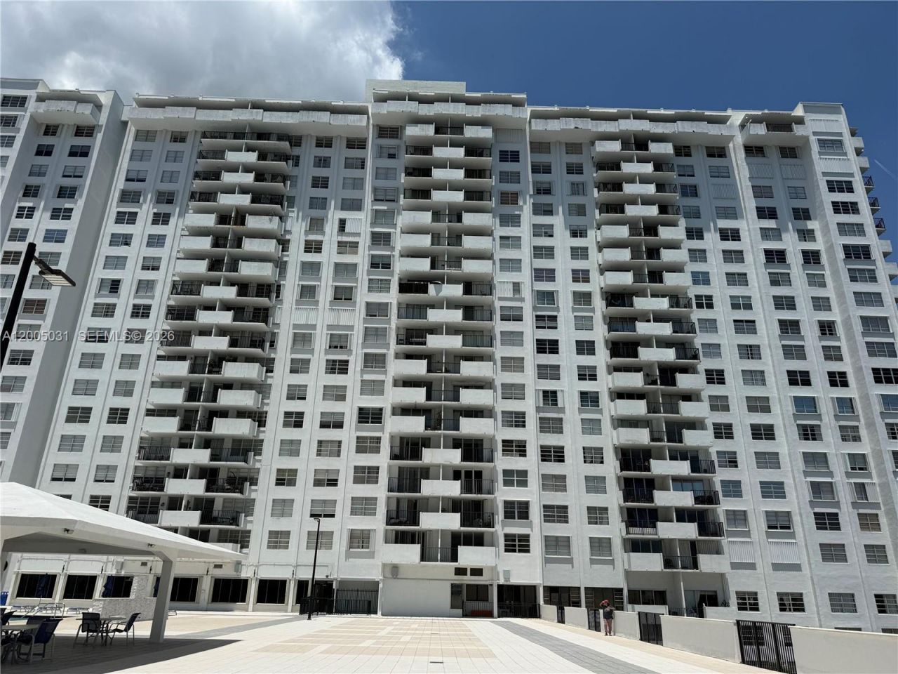 2780 NE 183rd St, Unit 2108, Aventura, FL 33160 Photo