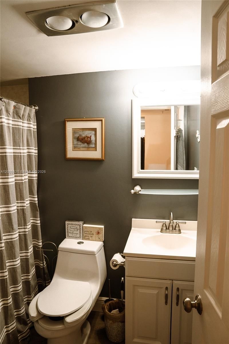 2780 NE 183rd St, Unit 2108, Aventura, FL 33160 Photo