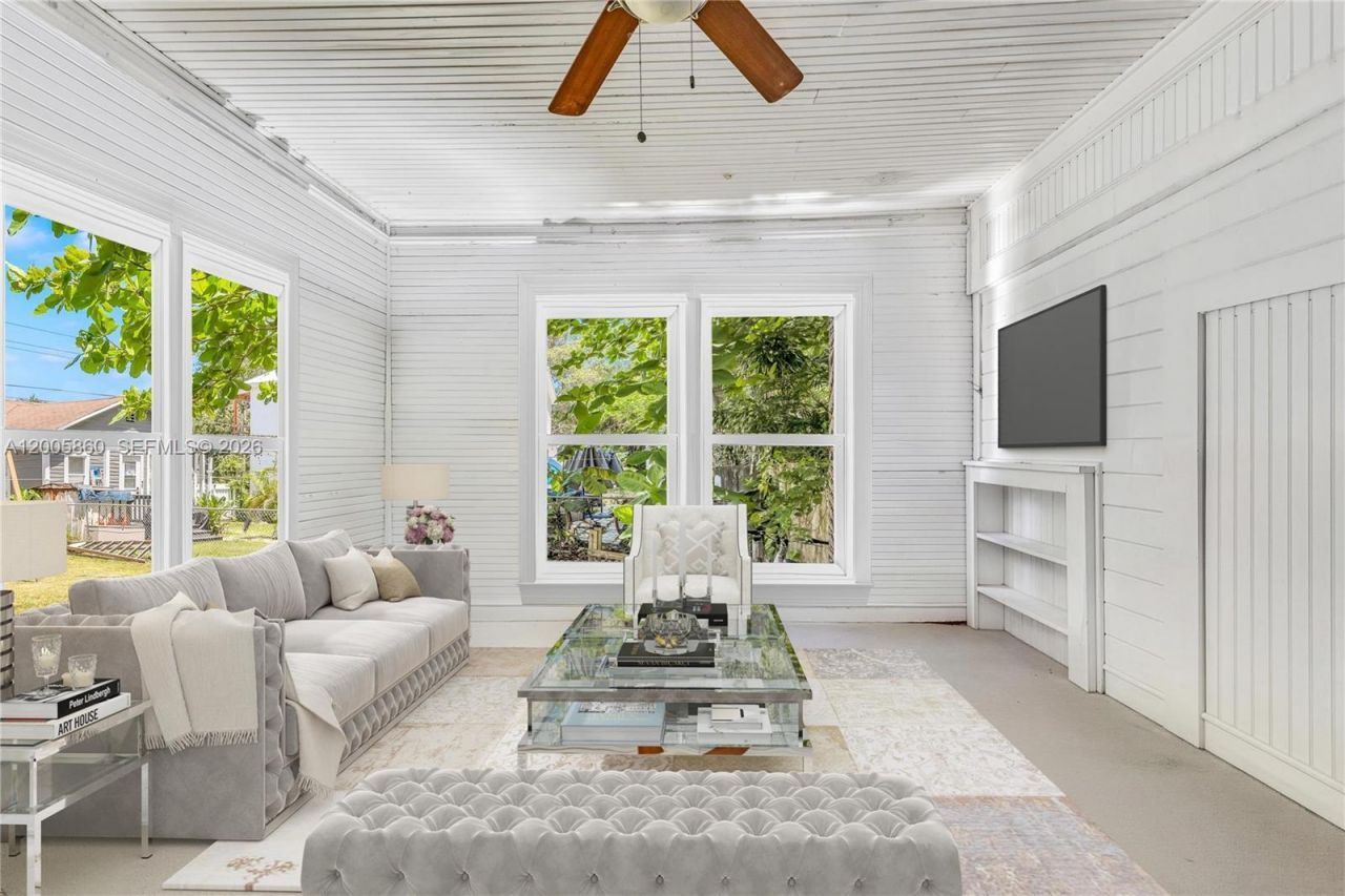 3420 Charles Ave, Miami, FL 33133 Photo