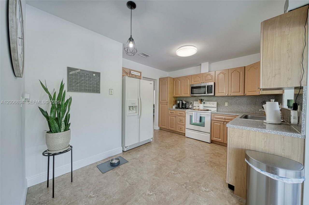 10600 SW 80th Ct, Miami, FL 33156 Photo