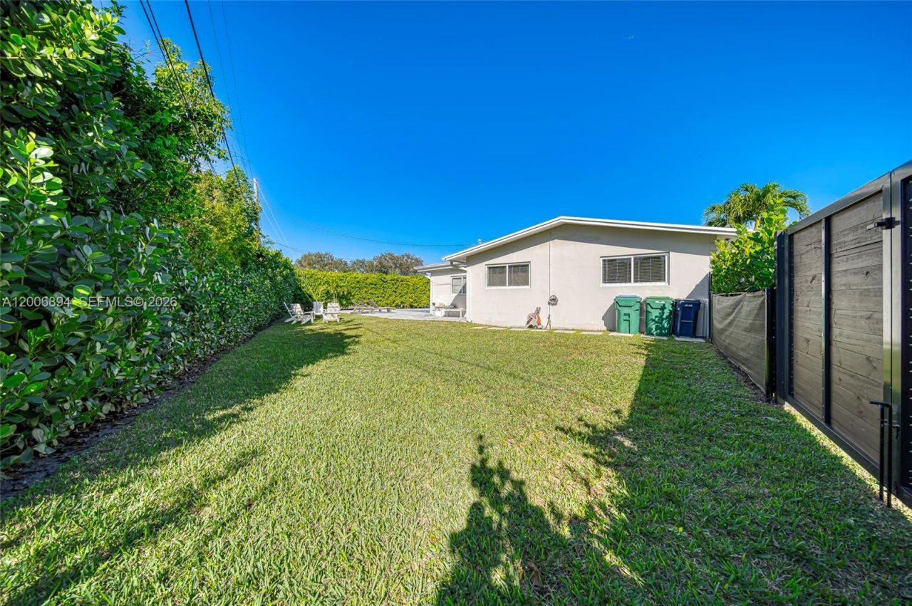 10600 SW 80th Ct, Miami, FL 33156 Photo