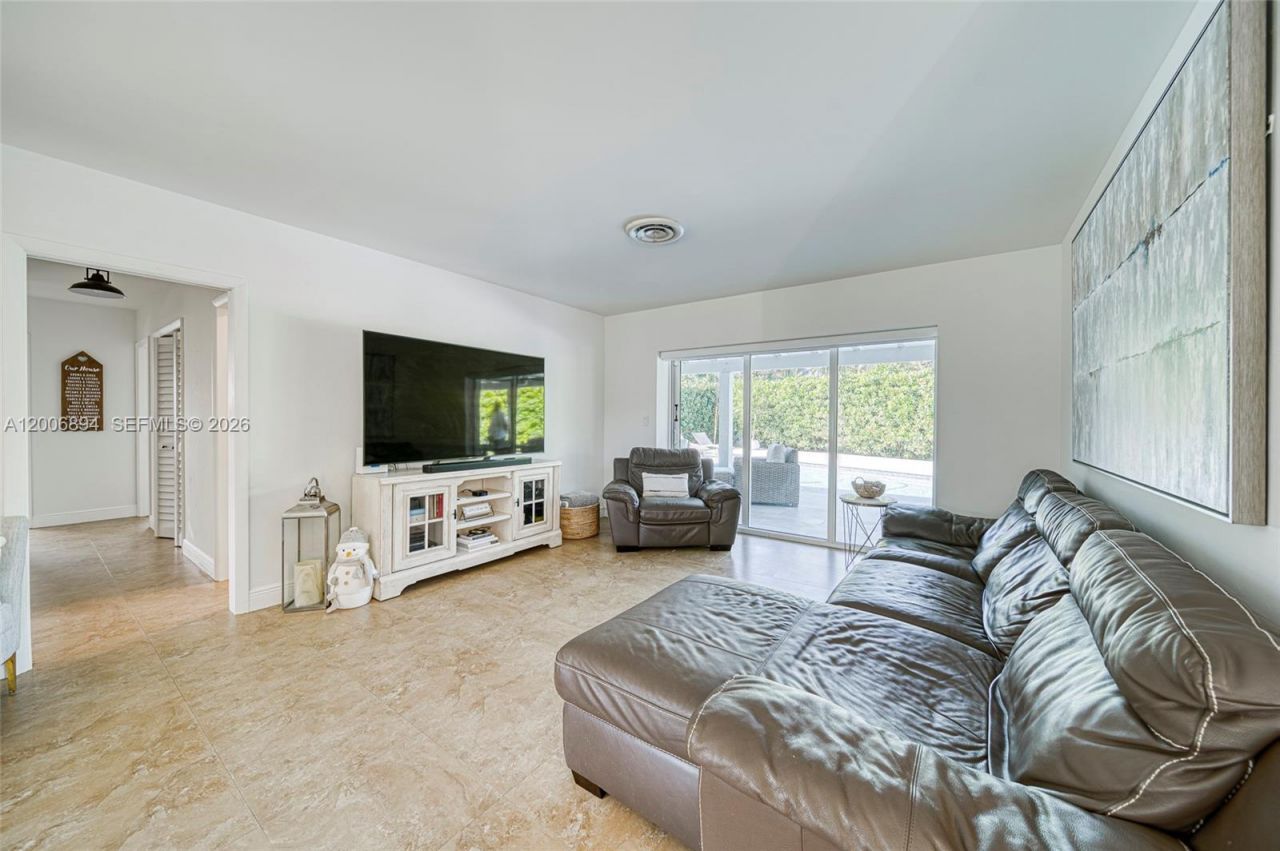 10600 SW 80th Ct, Miami, FL 33156 Photo