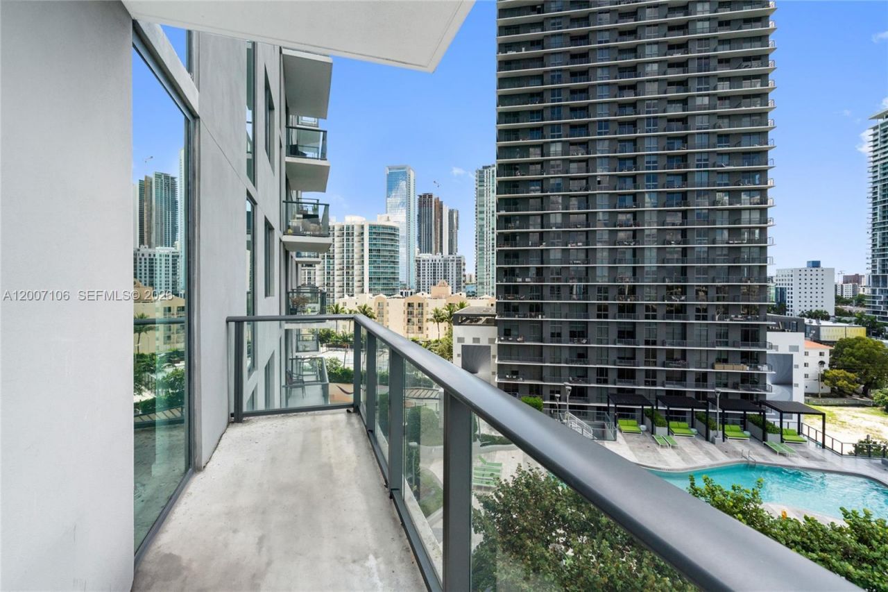 501 NE 31st St , Unit 910, Miami, FL 33137 Photo