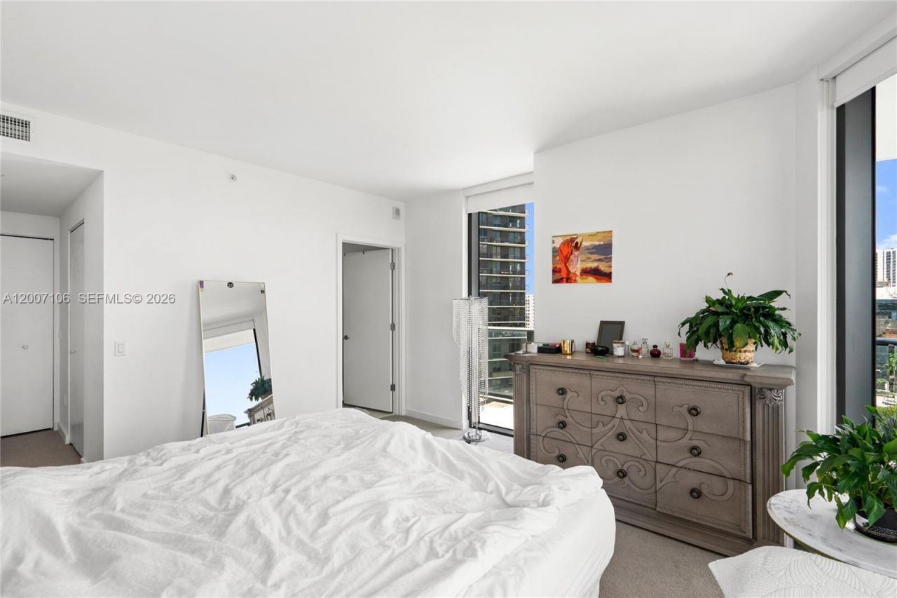 501 NE 31st St , Unit 910, Miami, FL 33137 Photo