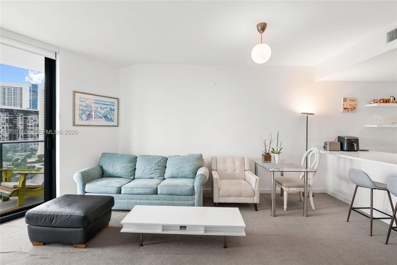 501 NE 31st St , Unit 910, Miami, FL 33137 Photo