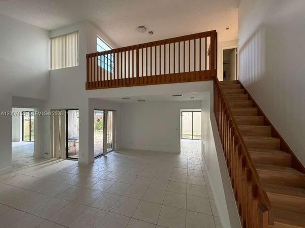 17317 NW 63rd Ave , Hialeah, FL 33015