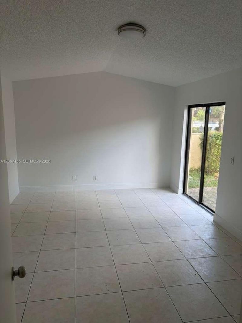 17317 NW 63rd Ave , Hialeah, FL 33015 Photo