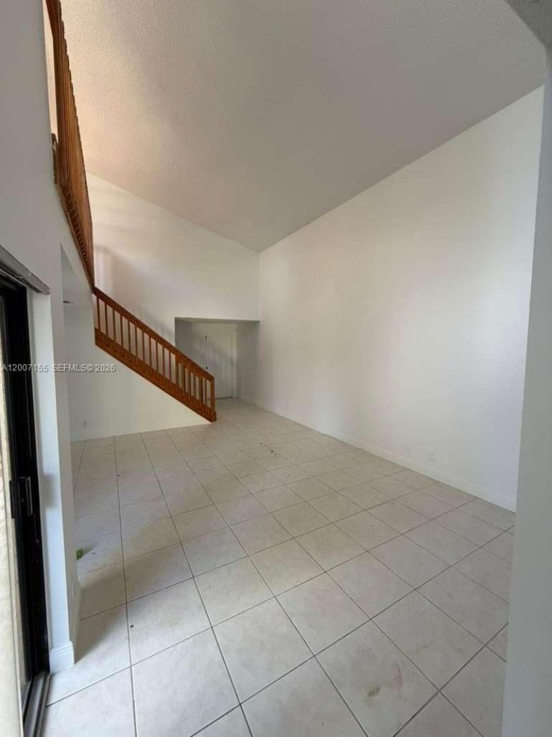 17317 NW 63rd Ave , Hialeah, FL 33015 Photo