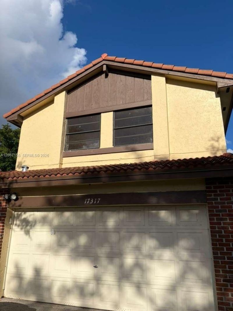 17317 NW 63rd Ave , Hialeah, FL 33015 Photo
