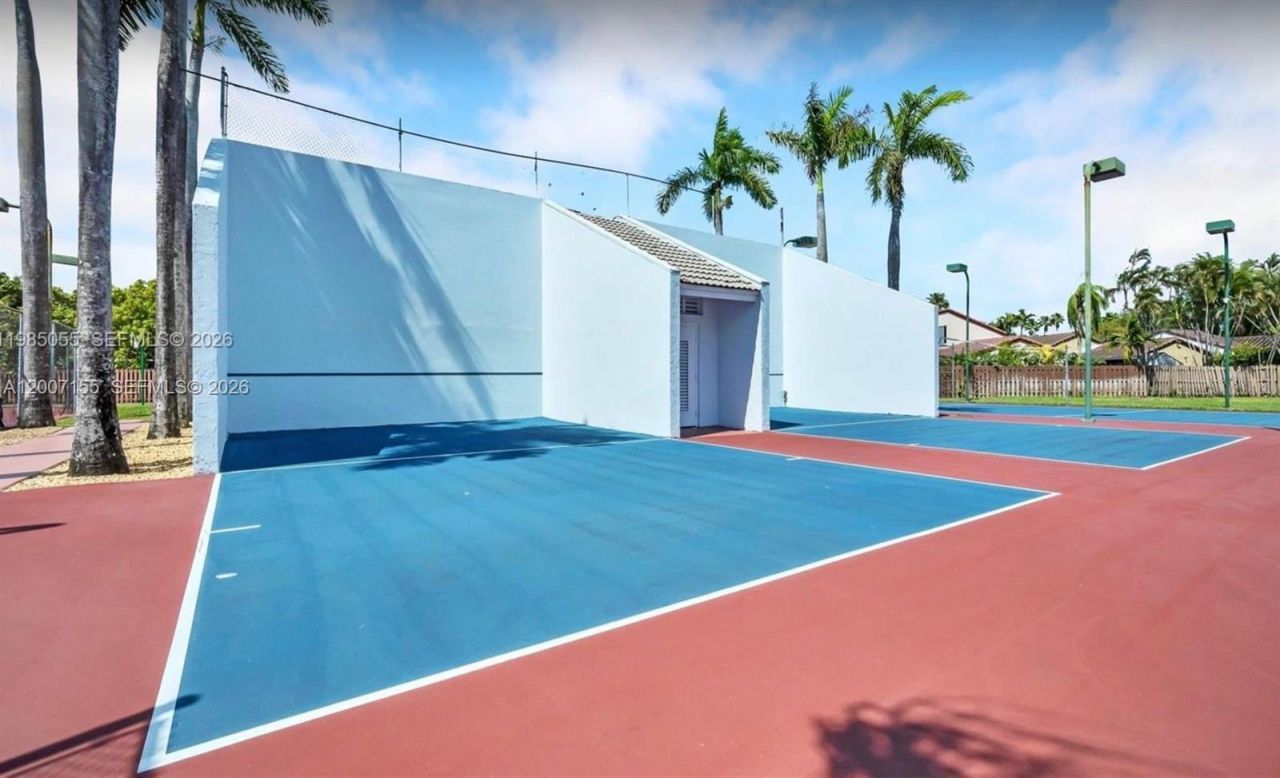 17317 NW 63rd Ave , Hialeah, FL 33015 Photo