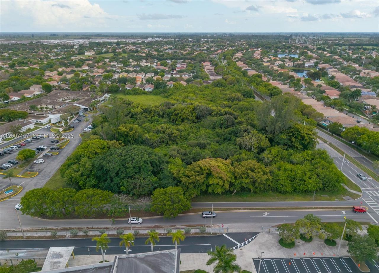 S Canal Dr , Homestead, FL 33035 Photo