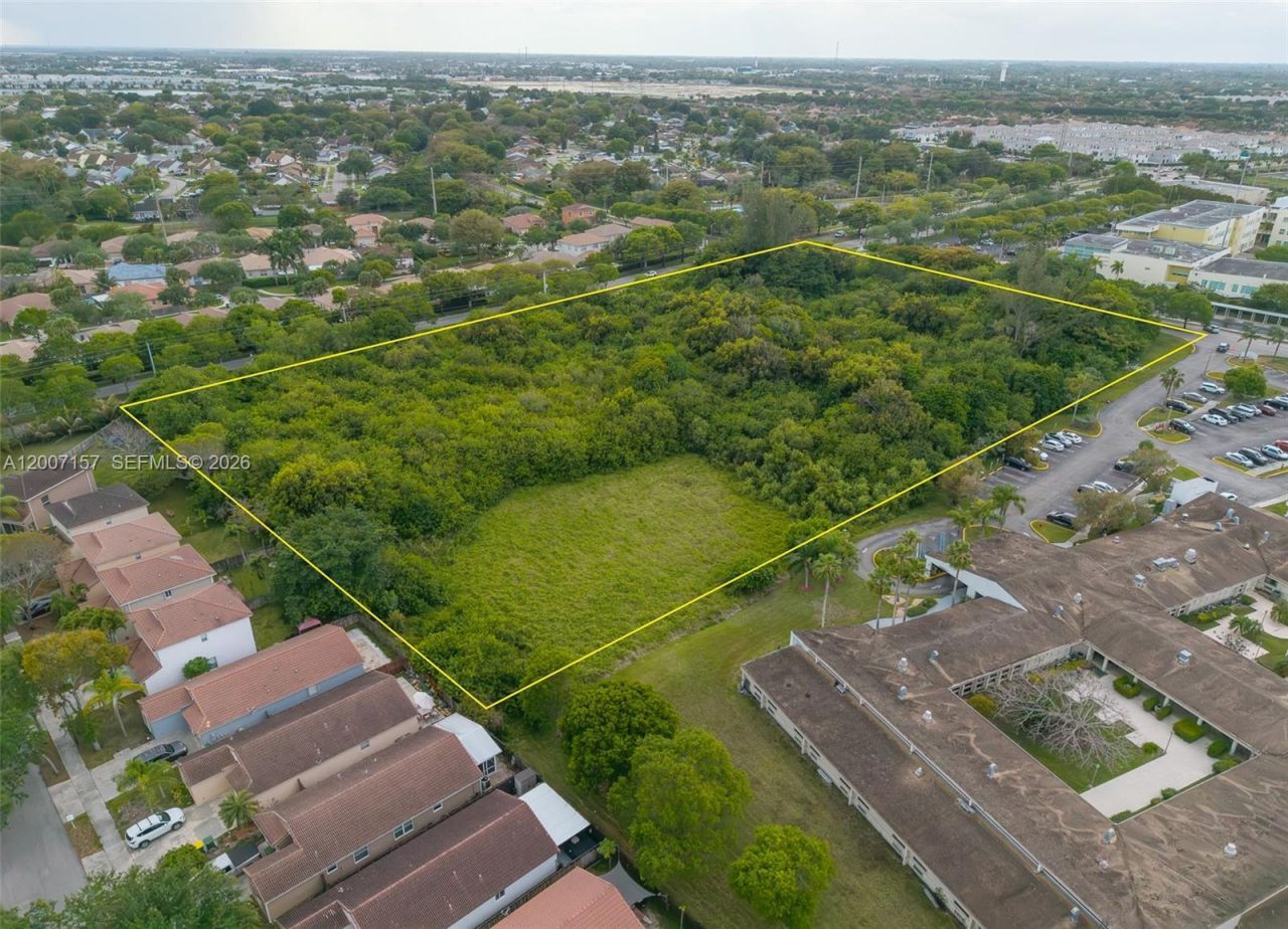 S Canal Dr , Homestead, FL 33035 Photo