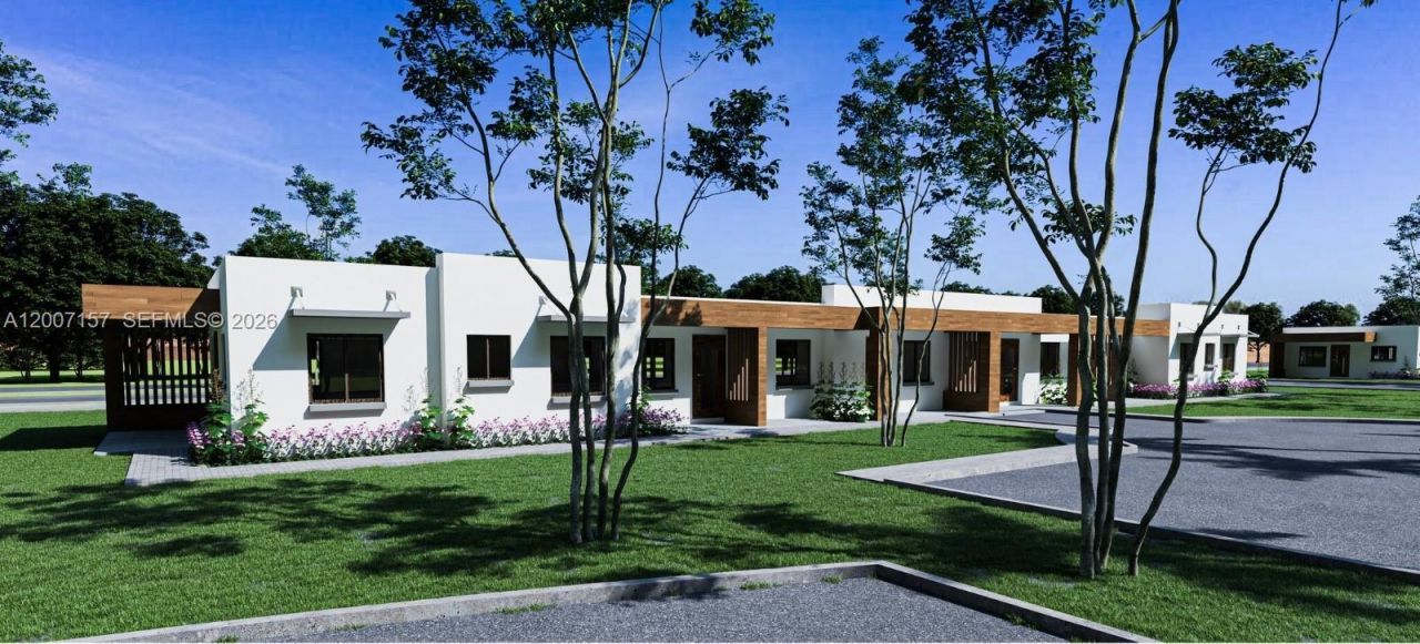 S Canal Dr , Homestead, FL 33035 Photo