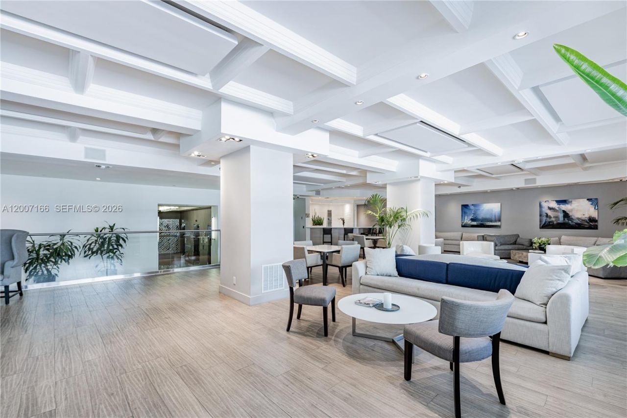 100 Lincoln Rd , Unit 944, Miami Beach, FL 33139 Photo