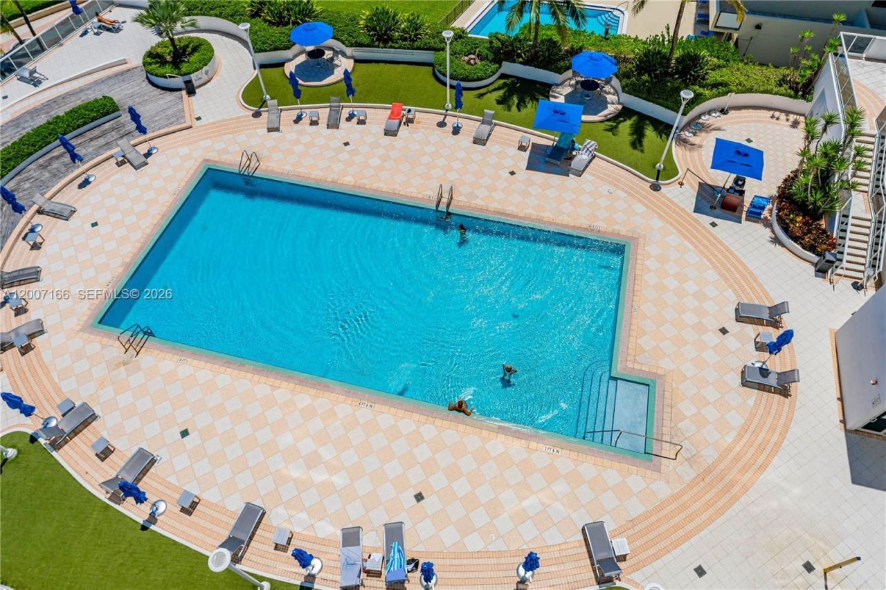 100 Lincoln Rd , Unit 944, Miami Beach, FL 33139 Photo