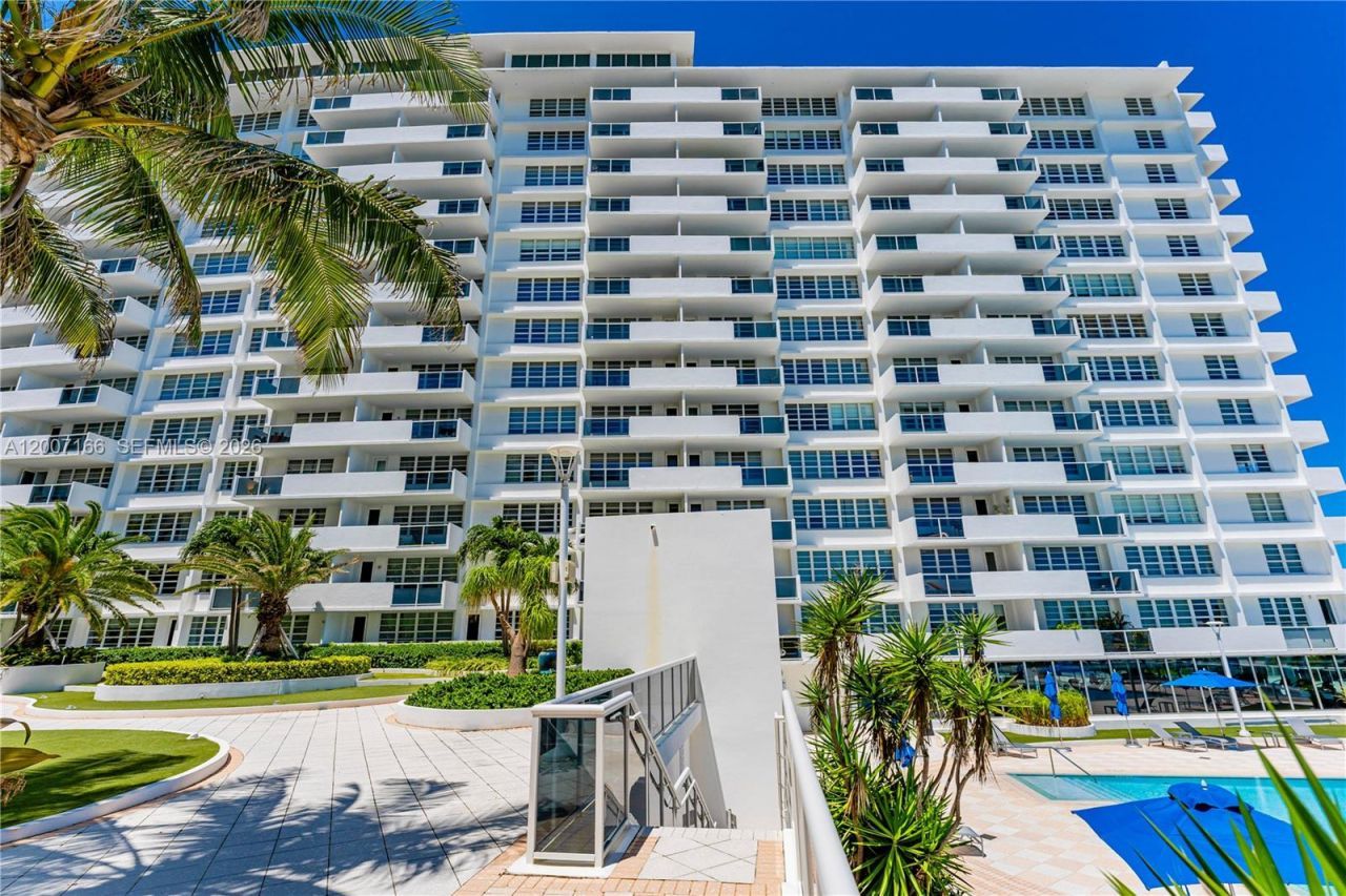 100 Lincoln Rd , Unit 944, Miami Beach, FL 33139 Photo