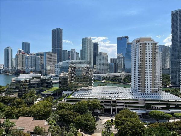 540 Brickell Key Dr, Unit 1809, Miami, FL 33131
