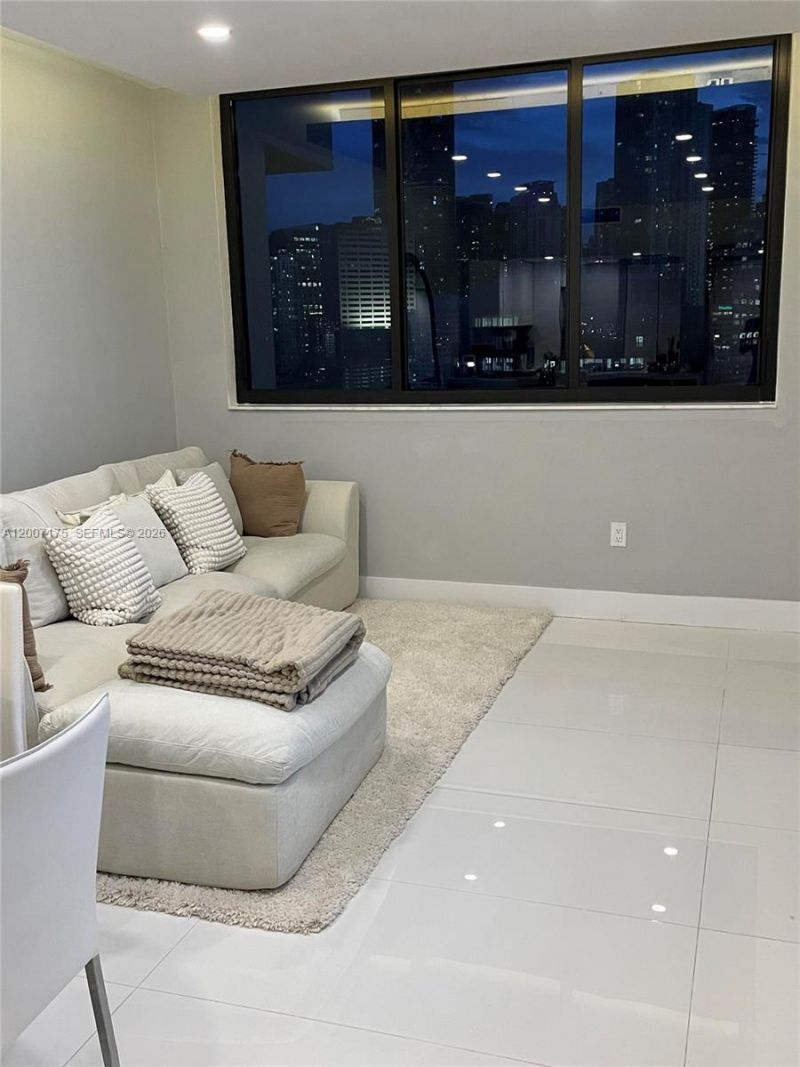 540 Brickell Key Dr, Unit 1809, Miami, FL 33131 Photo