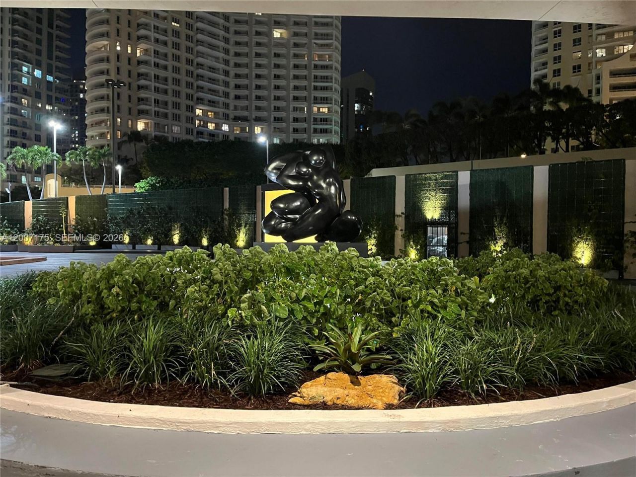 540 Brickell Key Dr, Unit 1809, Miami, FL 33131 Photo