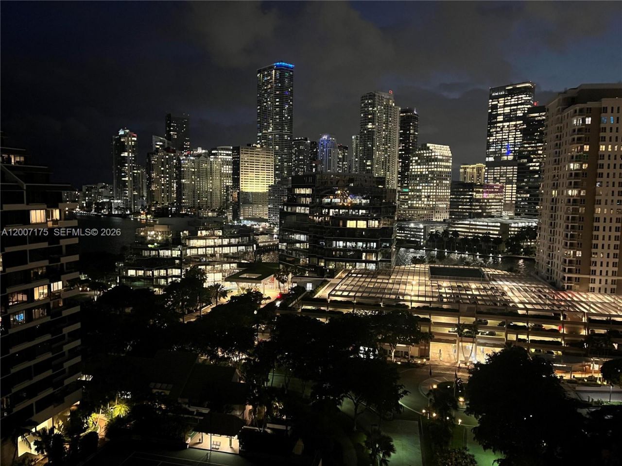 540 Brickell Key Dr, Unit 1809, Miami, FL 33131 Photo