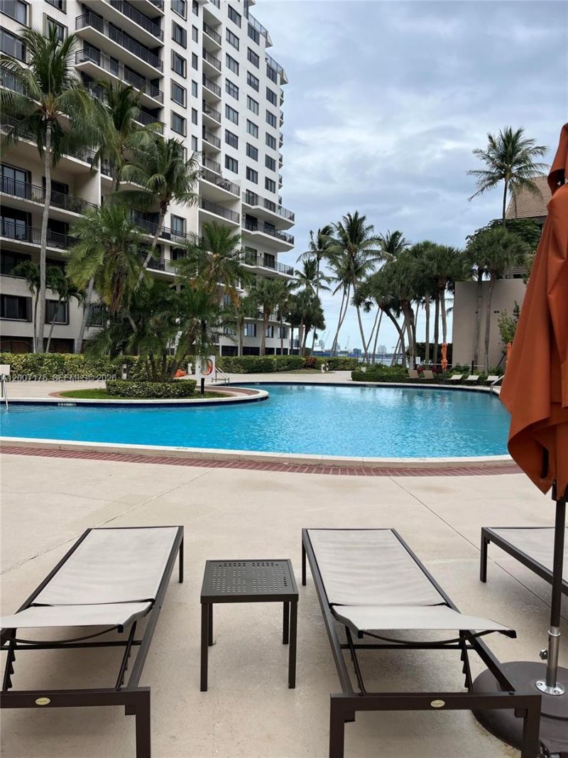 540 Brickell Key Dr, Unit 1809, Miami, FL 33131 Photo